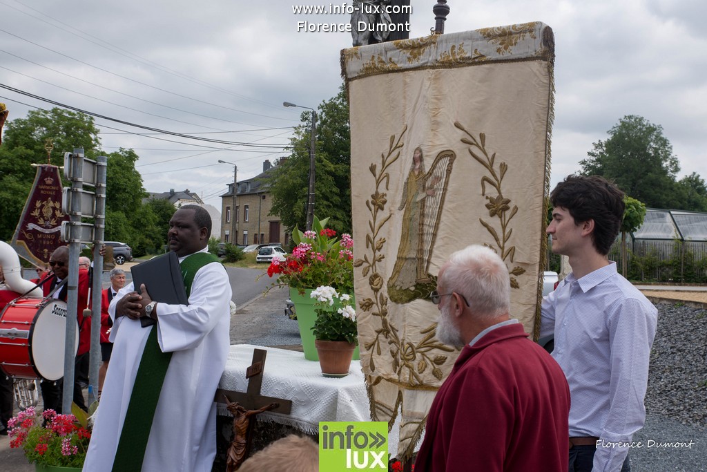 //media/jw_sigpro/users/0000001510/procession Saint Donat/Procession de Saint Donat-16